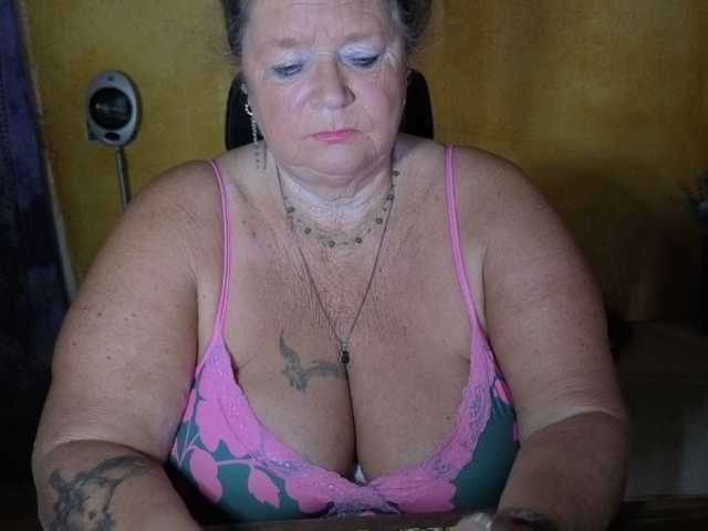 lady-vamp Live Cam on BongaCams
