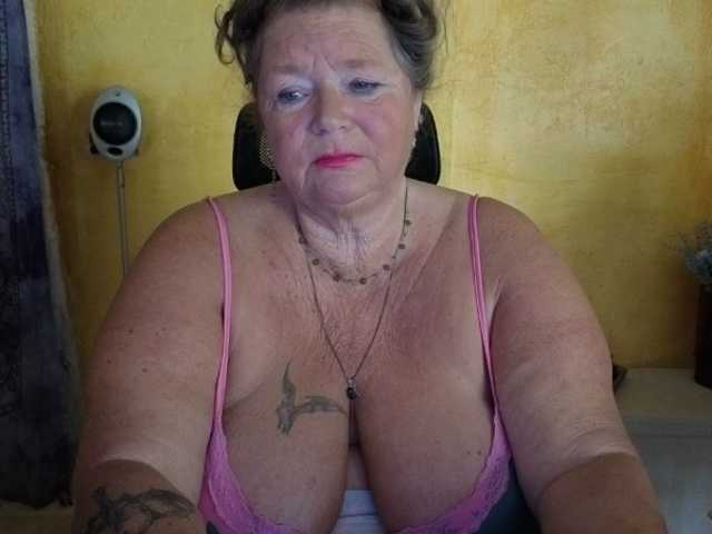 lady-vamp live webcam show