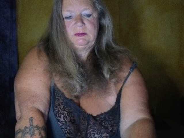 lady-vamp's BongaCams show and profile