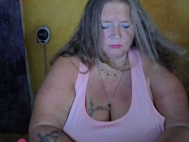 lady-vamp live cam on BongaCams
