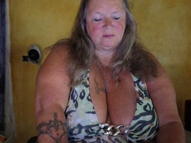  lady-vamp chat room