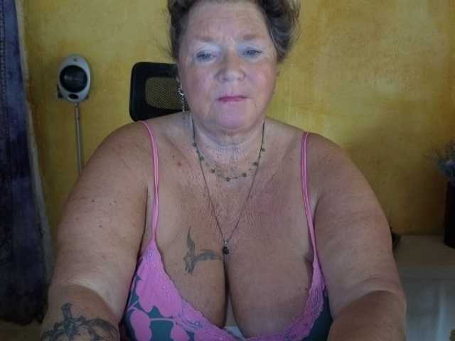 lady-vamp live webcam show