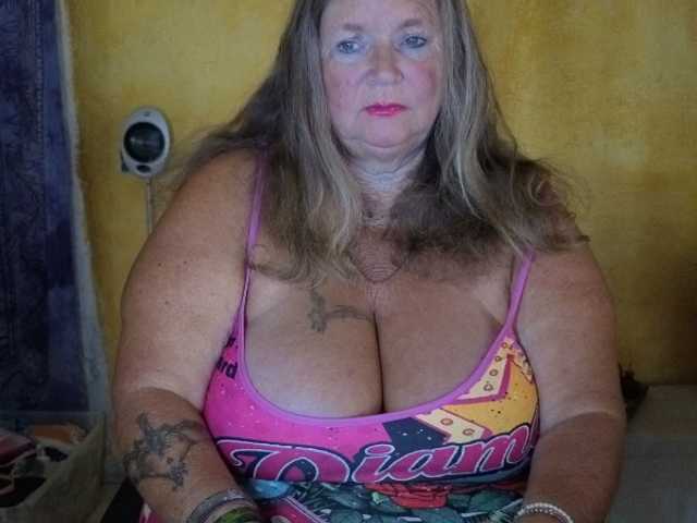 lady-vamp live sex show