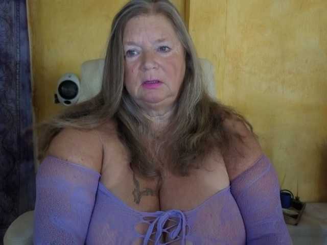 lady-vamp live cam on BongaCams