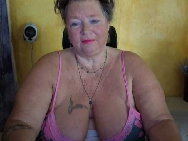 lady-vamp live webcam show