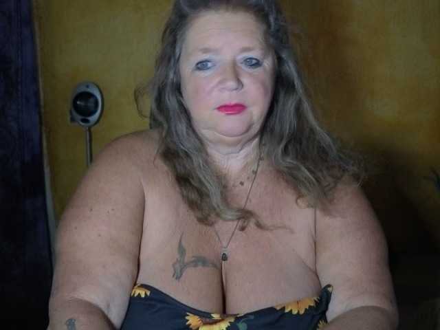 lady-vamp live cam on BongaCams