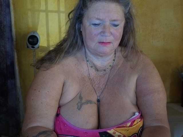 lady-vamp live cam on BongaCams