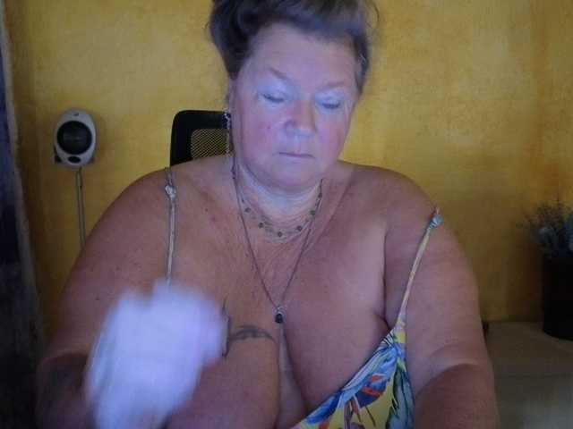 lady-vamp live cam on BongaCams