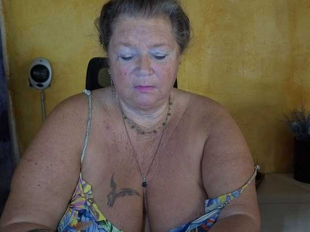 lady-vamp live cam on BongaCams