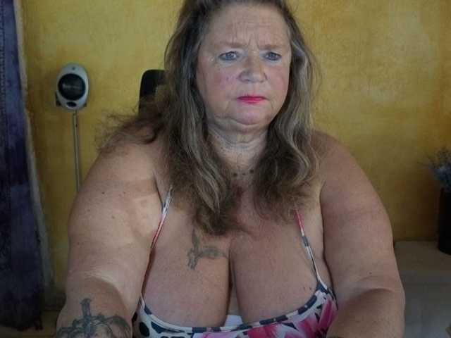 lady-vamp live webcam show