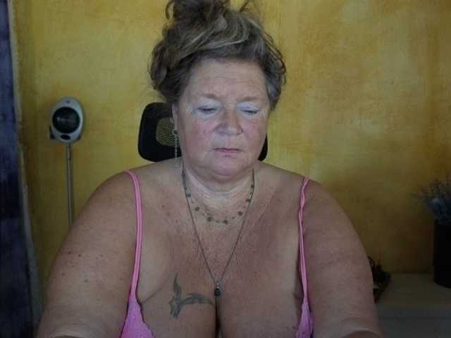 lady-vamp live webcam show