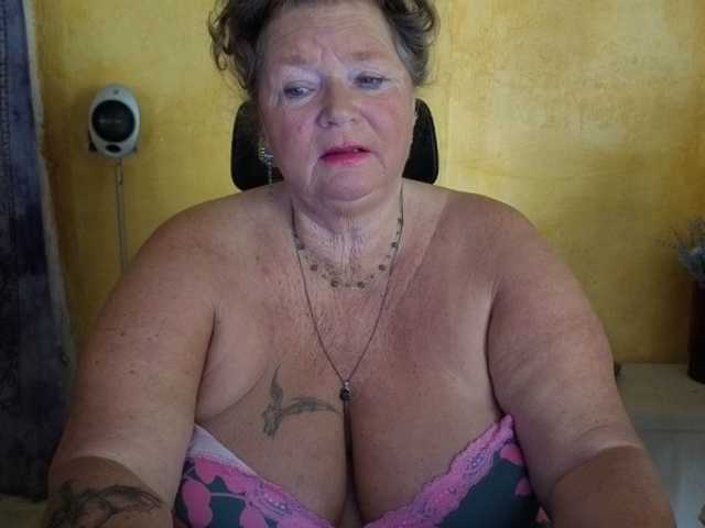 lady-vamp live webcam show