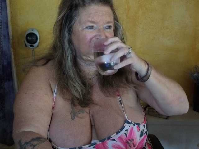 lady-vamp live webcam show
