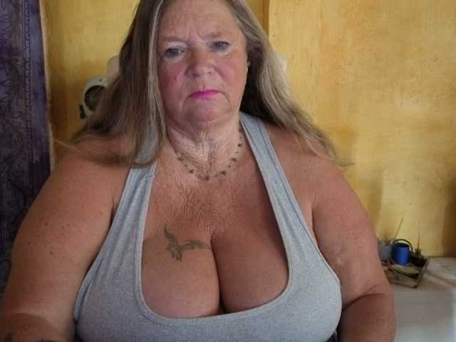 lady-vamp live cam on BongaCams
