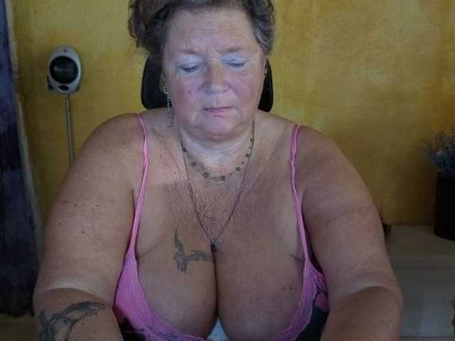 lady-vamp live webcam show