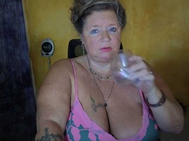 lady-vamp live webcam show