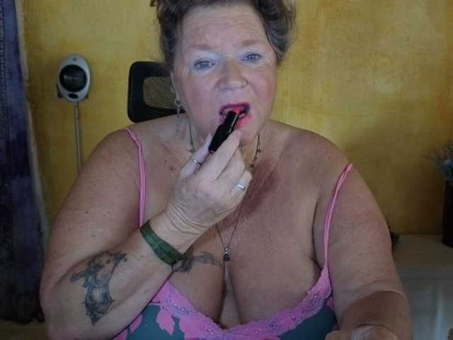 lady-vamp live webcam show