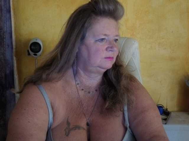 lady-vamp live cam on BongaCams
