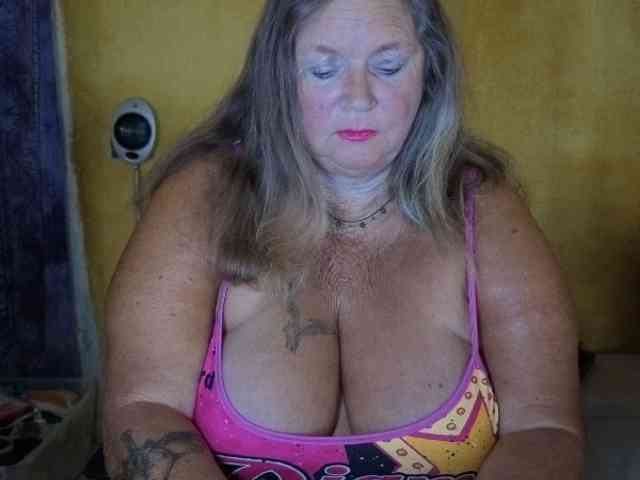 lady-vamp webcam