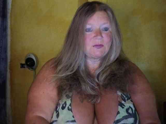 lady-vamp webcam