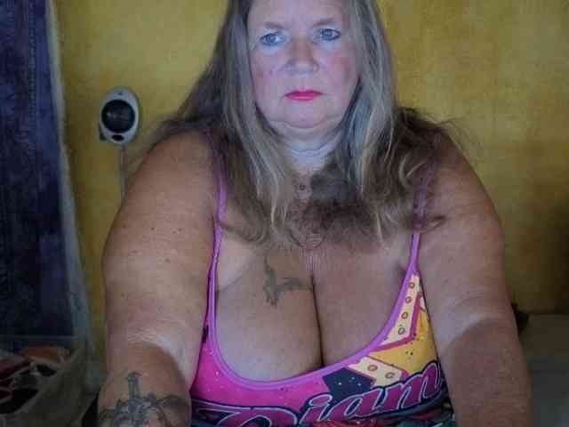 lady-vamp webcam
