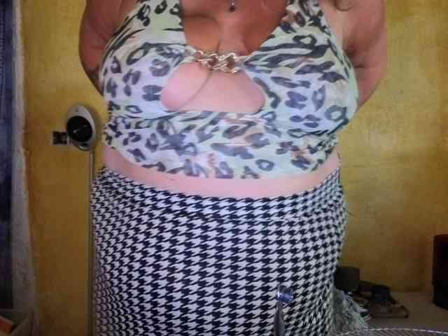 lady-vamp webcam
