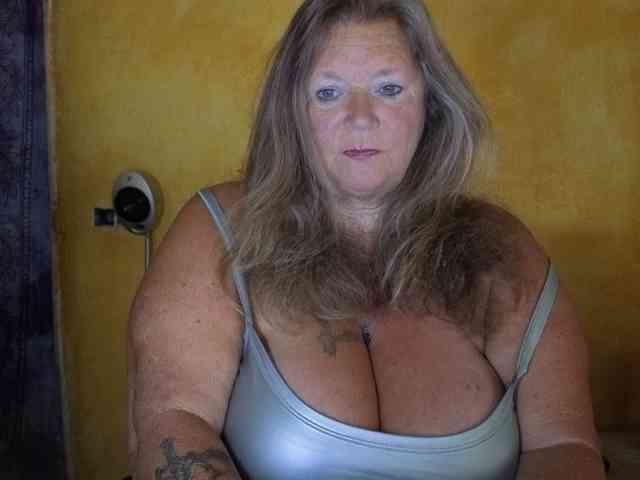 lady-vamp webcam