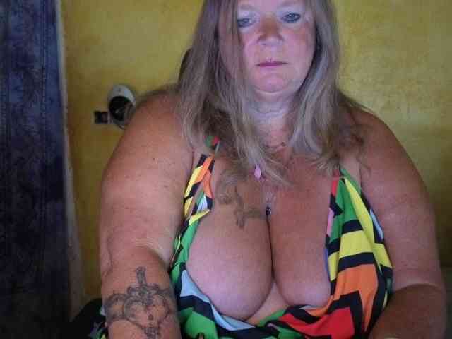 lady-vamp webcam