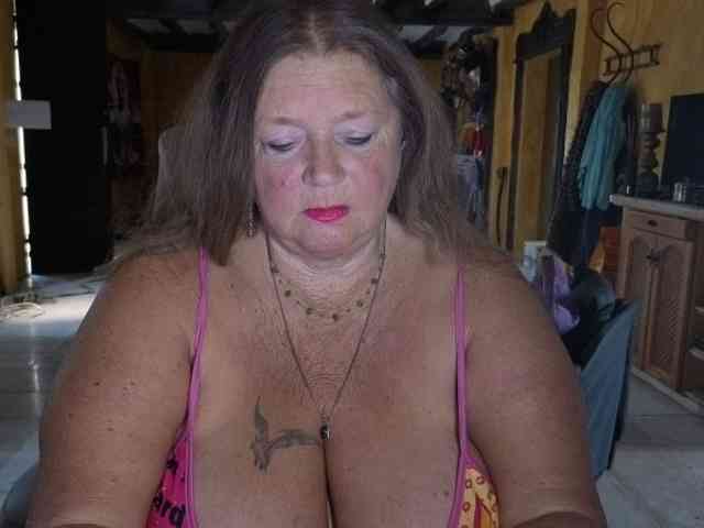 lady-vamp webcam