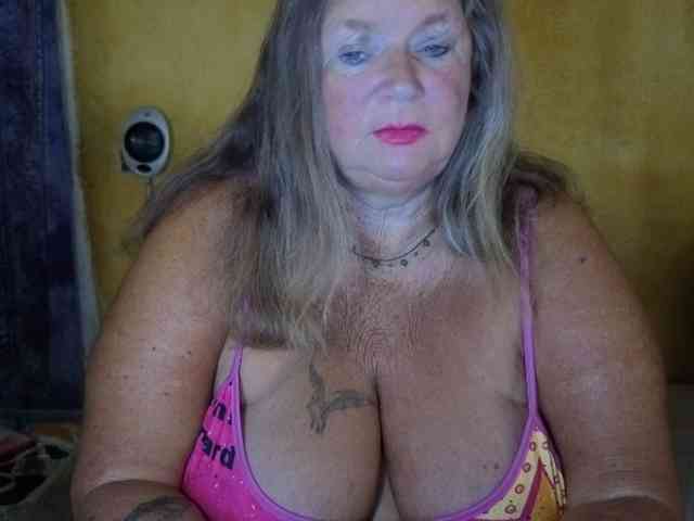 lady-vamp webcam