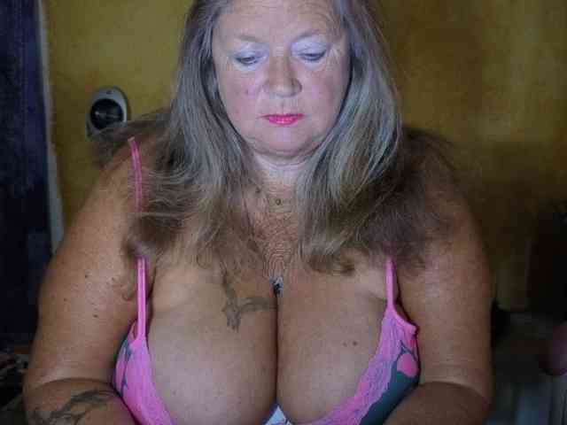 lady-vamp webcam
