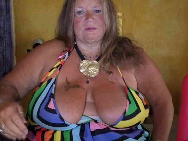lady-vamp webcam