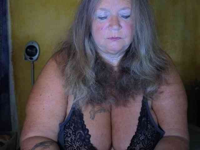 lady-vamp webcam