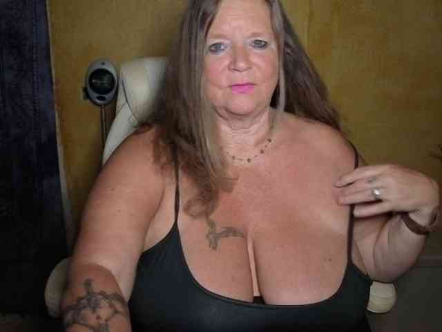 lady-vamp webcam