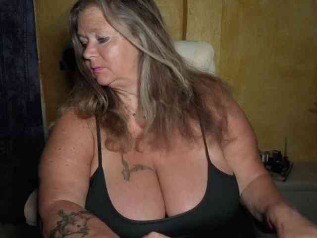 lady-vamp webcam