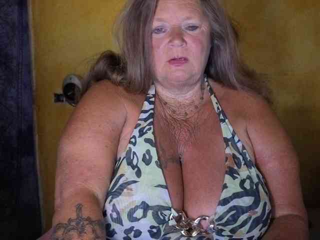 lady-vamp webcam