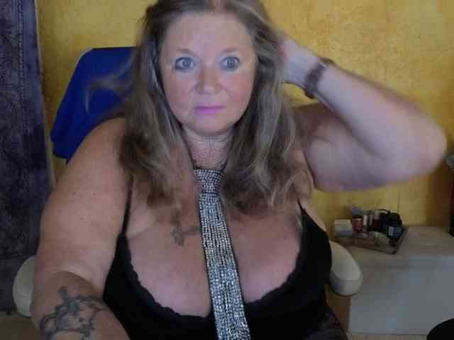 lady-vamp webcam