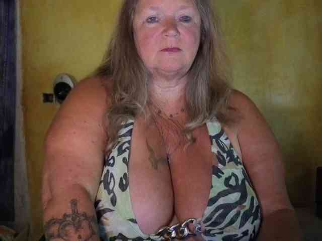 lady-vamp webcam