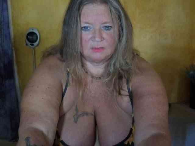 lady-vamp Sex Cam Show