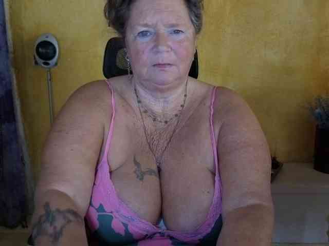 lady-vamp webcam