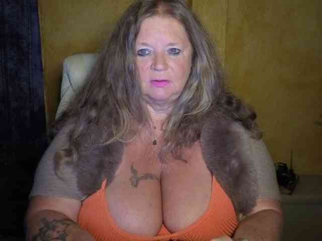 lady-vamp webcam