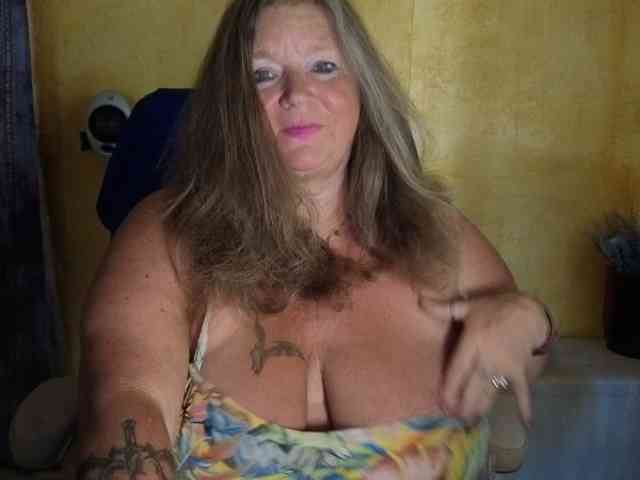 lady-vamp webcam