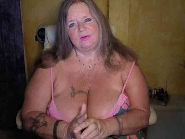 lady-vamp webcam