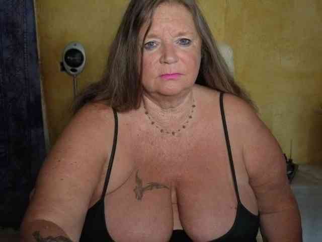 lady-vamp webcam