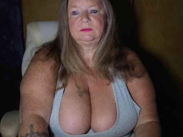lady-vamp webcam