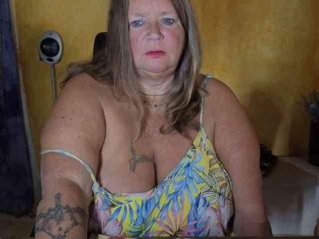 lady-vamp Sex Cam Show