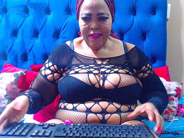 Ebonycandy10 live cam preview