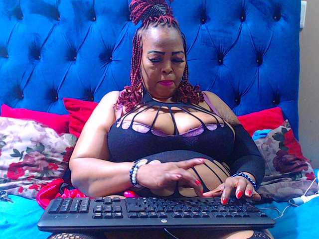 Ebonycandy10