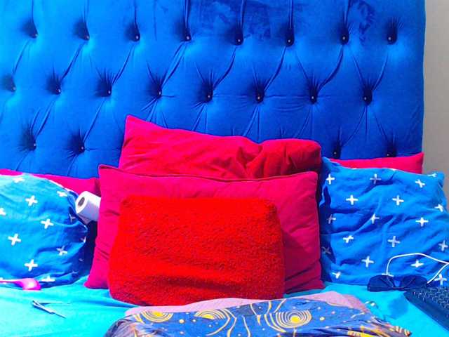 Ebonycandy10 live cam on BongaCams