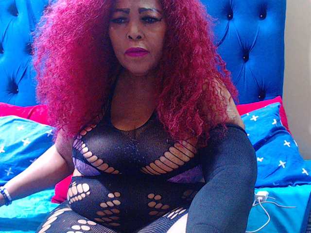 Ebonycandy10 live cam preview